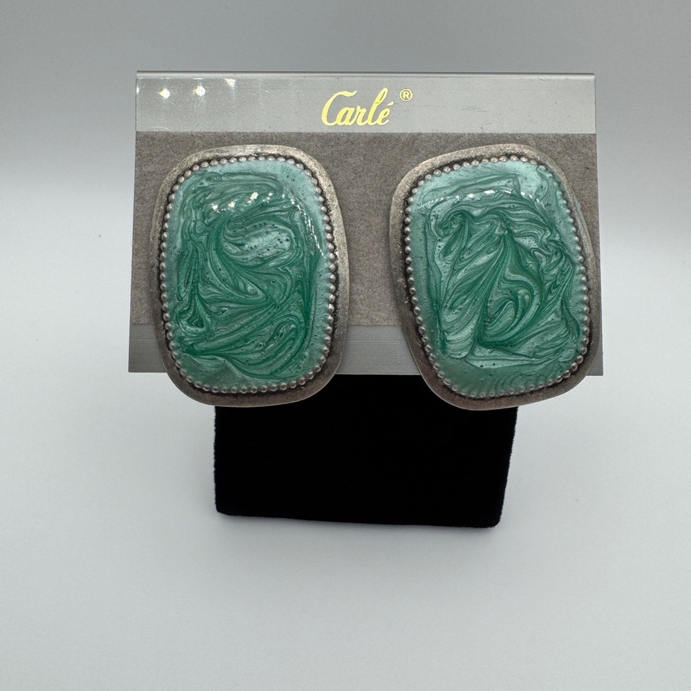 Carle vintage silvetone rectangle earrings with aquamarine green blue setting